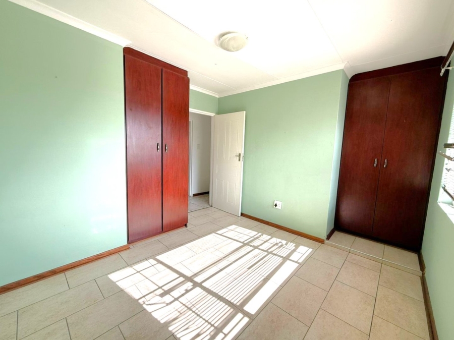 2 Bedroom Property for Sale in Hillside Free State